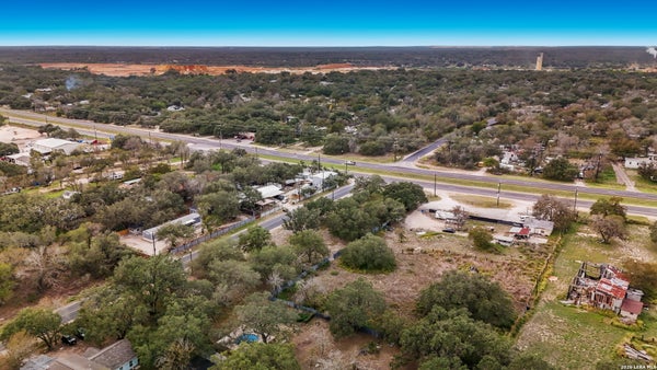 24044 US HIGHWAY 281 S, SAN ANTONIO, TX 78264 - Image 827b5baa2d8280d54c8d0d615113118e/3153195029