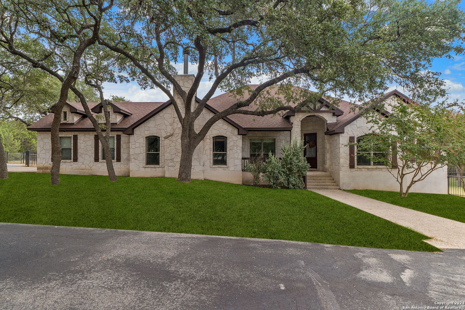 View Boerne, TX 78006 house