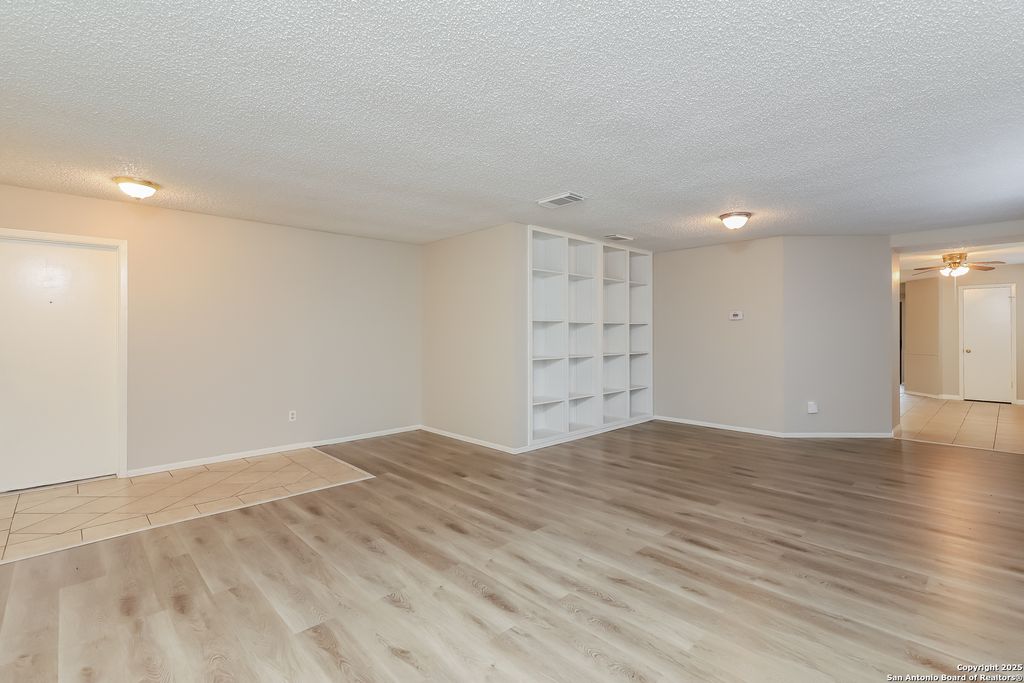 Photo of 13406 Forum, Universal City, TX 78148 (MLS # 1925352)