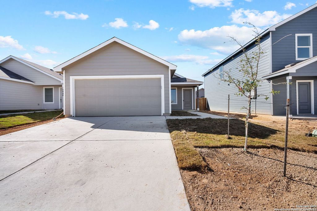 Photo of 2436 Lost Creek Road, New Braunfels, TX 78130 (MLS # 1956367)