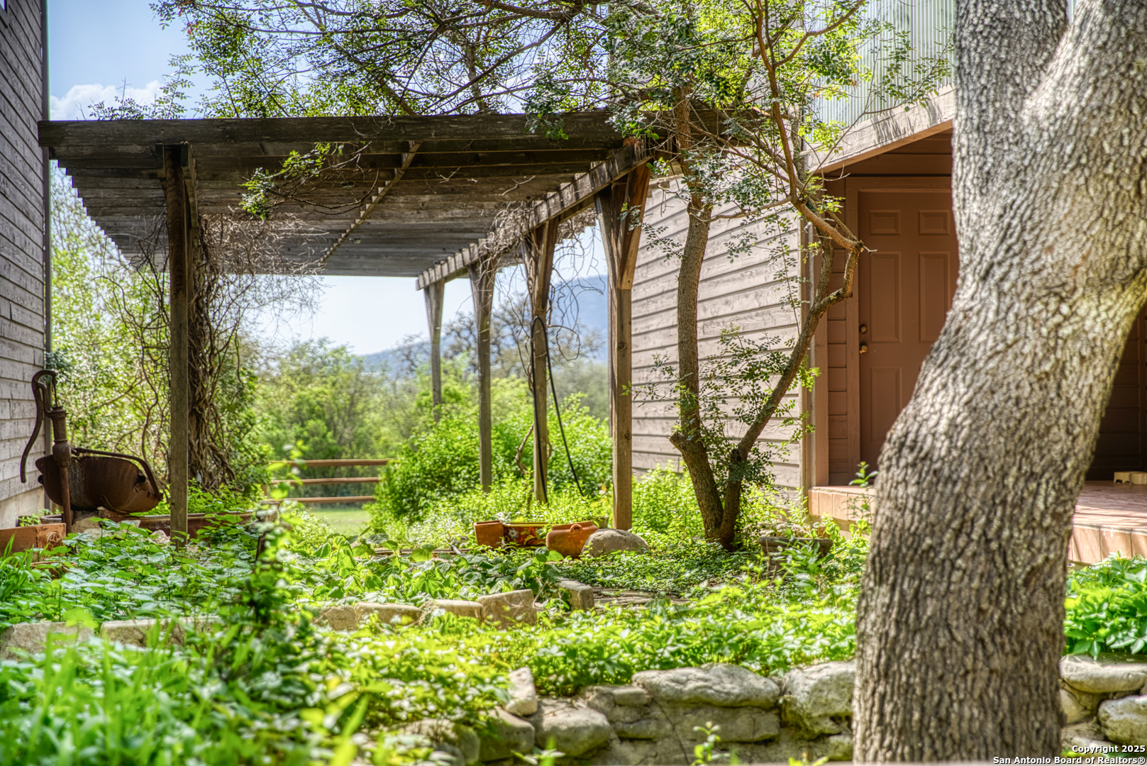 2700 N Little Creek Rd.