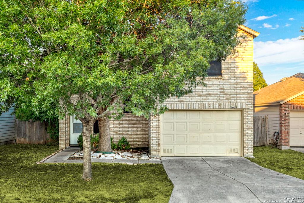 Photo of 2614 Sunview, San Antonio, TX 78245 (MLS # 1914590)