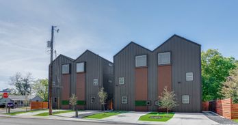 Townhouse at 531 S Monumental 1101