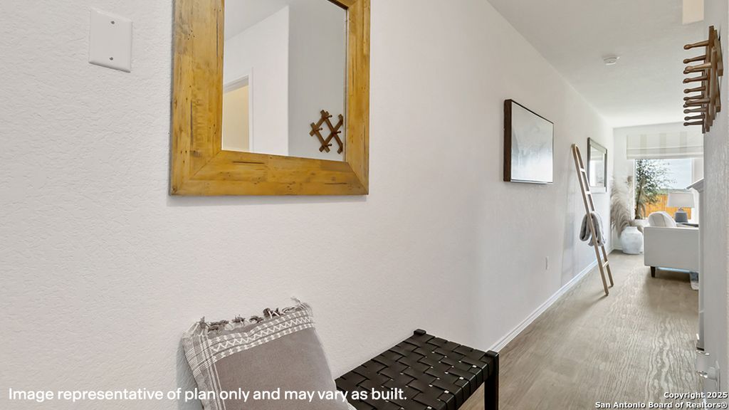 Photo of 1421 Sequoia Park, Converse, TX 78109 (MLS # 1944439)