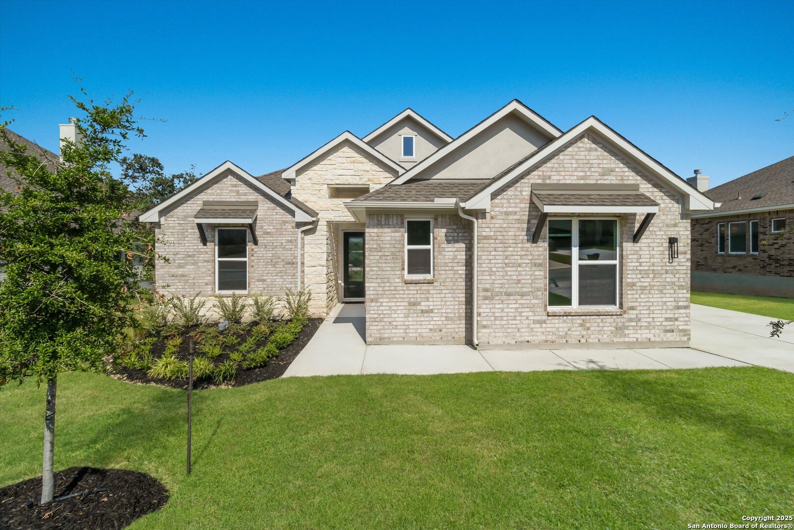 6821 Arbor Falls