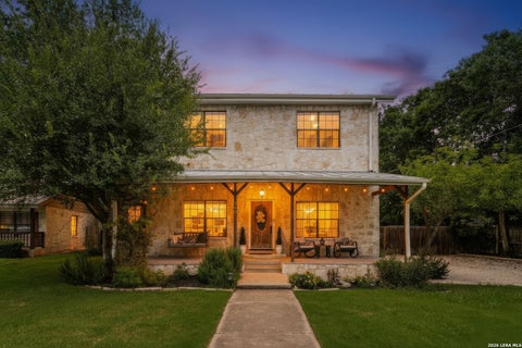 Photo of 340 JAMES ST, Boerne, TX 78006 (MLS # 1970219)