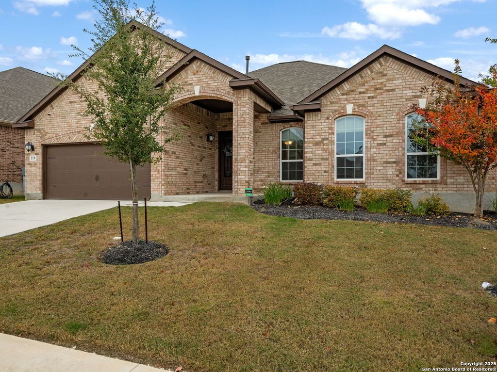 Photo of 119 Branson, Boerne, TX 78006 (MLS # 1928471)