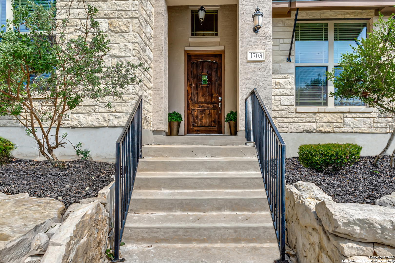 1703 Slumber Pass