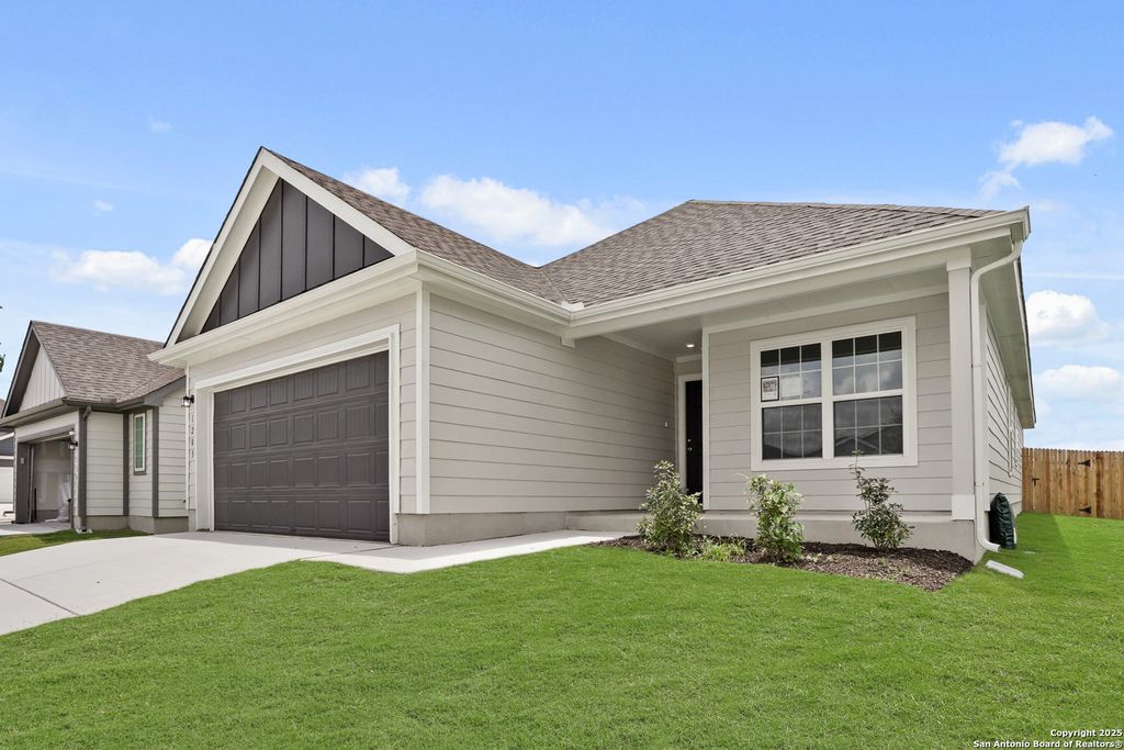 Photo of 1205 Marvin Grove, Seguin, TX 78155 (MLS # 1880993)