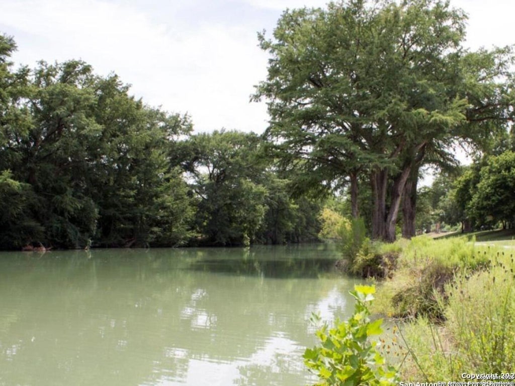 Photo of LOT 7 RIO CIRCL Rio Circle, Pipe Creek, TX 78063 (MLS # 1852670)