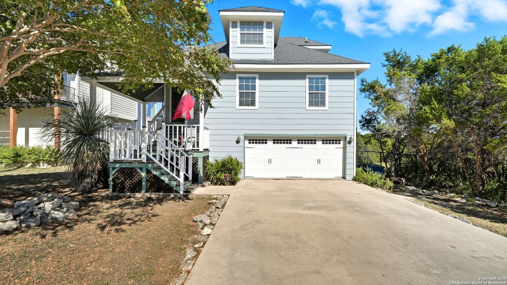 Photo of 635 &amp; 651 Barbara, Canyon Lake, TX 78133 (MLS # 1915388)