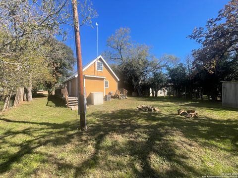 A home in Bandera