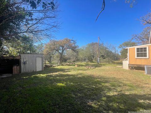 A home in Bandera