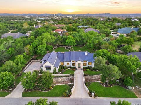 Photo of 128 Balcones Bend, Boerne, TX 78006 (MLS # 1997322)