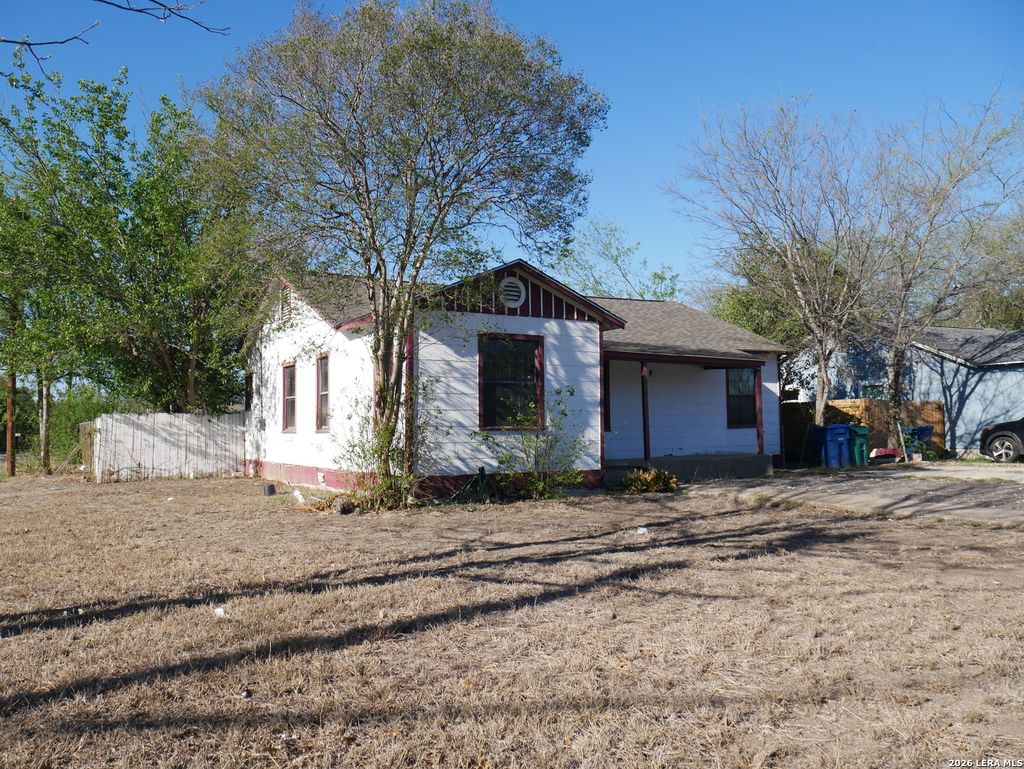 Photo of 415 Hermine, San Antonio, TX 78212 (MLS # 1951488)