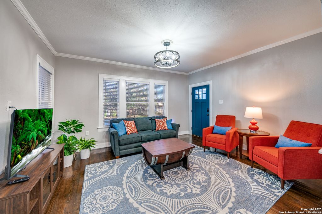 Photo of 1530 Schley, San Antonio, TX 78210 (MLS # 1921584)