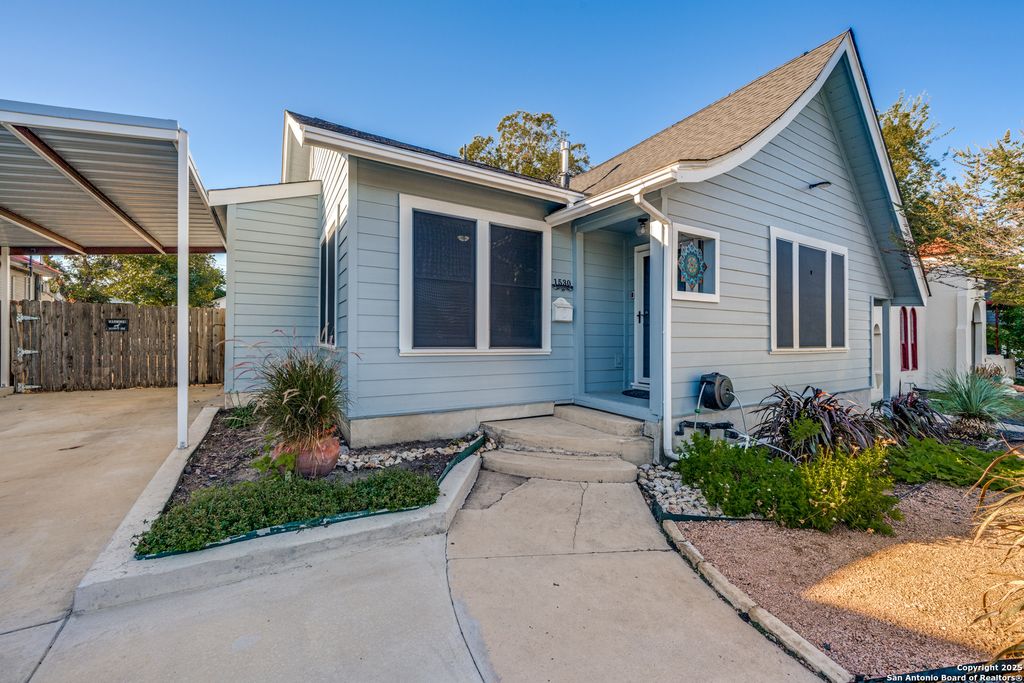 Photo of 1530 Schley, San Antonio, TX 78210 (MLS # 1921584)