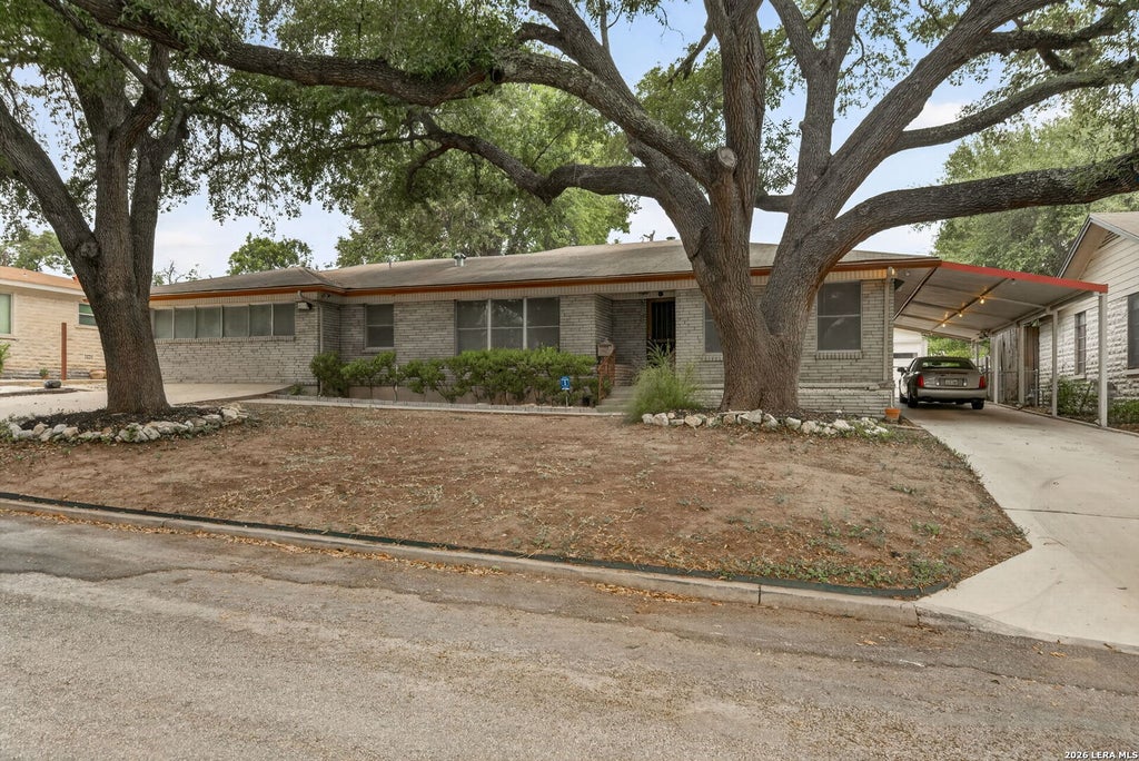 Photo of 623 Channing Ave, San Antonio, TX 78210 (MLS # 2014593)