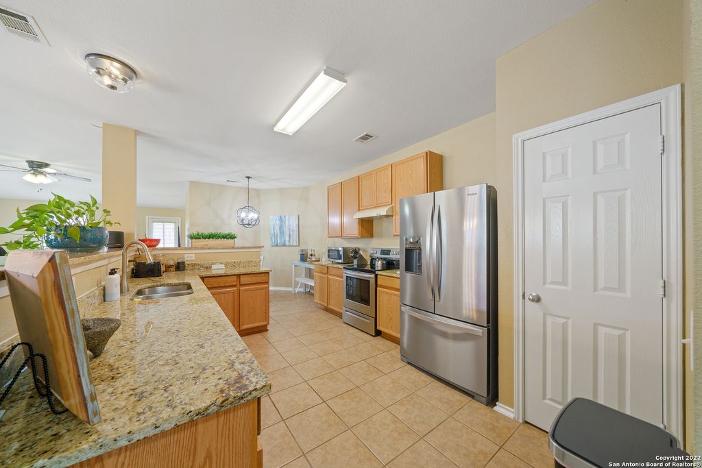 Photo of 6108 BLACK BUTTE, Schertz, TX 78108 (MLS # 1963937)