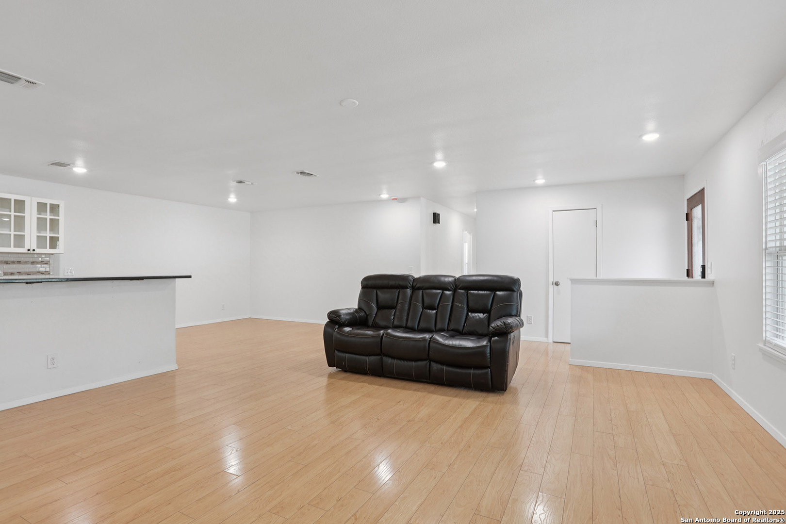 1334 Carnation