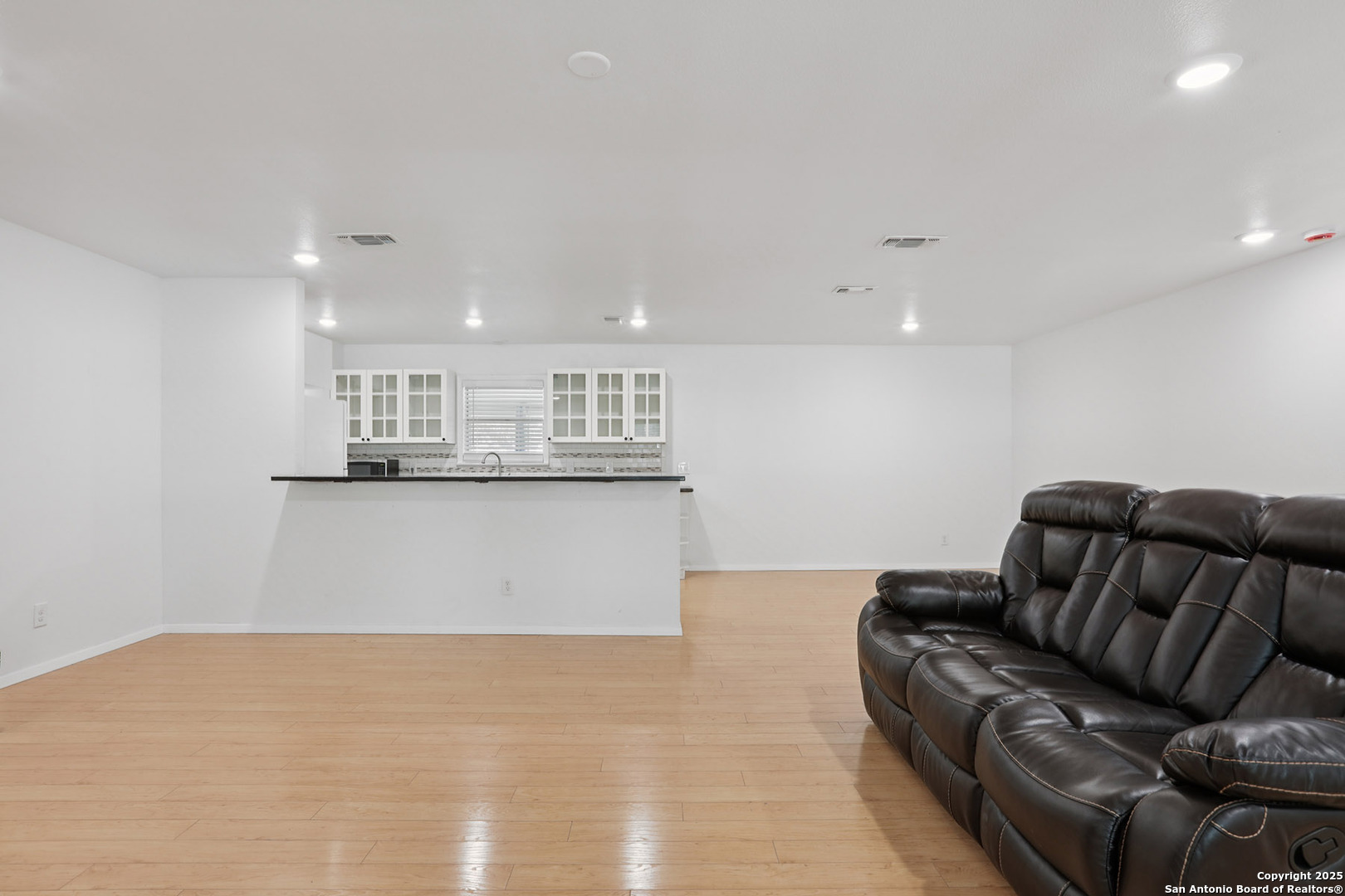 1334 Carnation