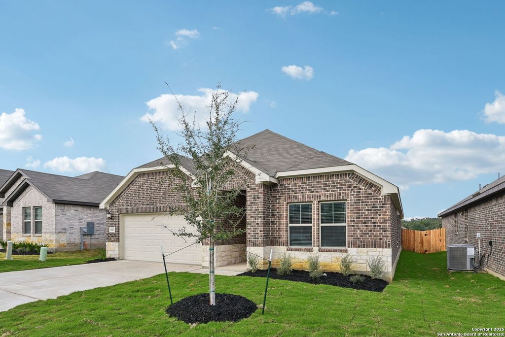 Photo of 10417 Bluefish Way, Boerne, TX 78006 (MLS # 1912706)