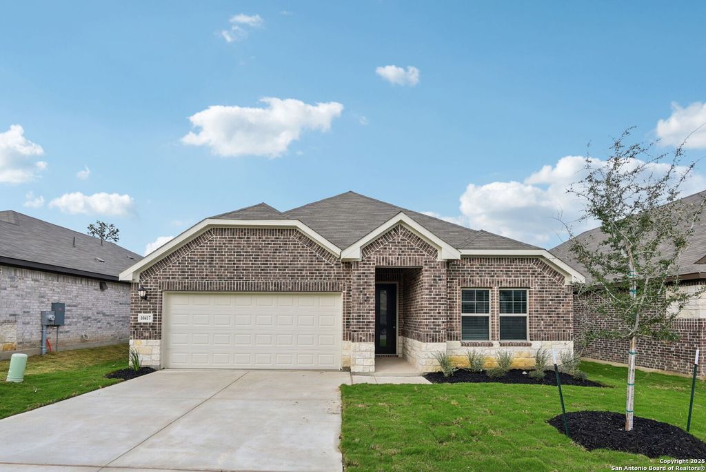 Photo of 10417 Bluefish Way, Boerne, TX 78006 (MLS # 1912706)