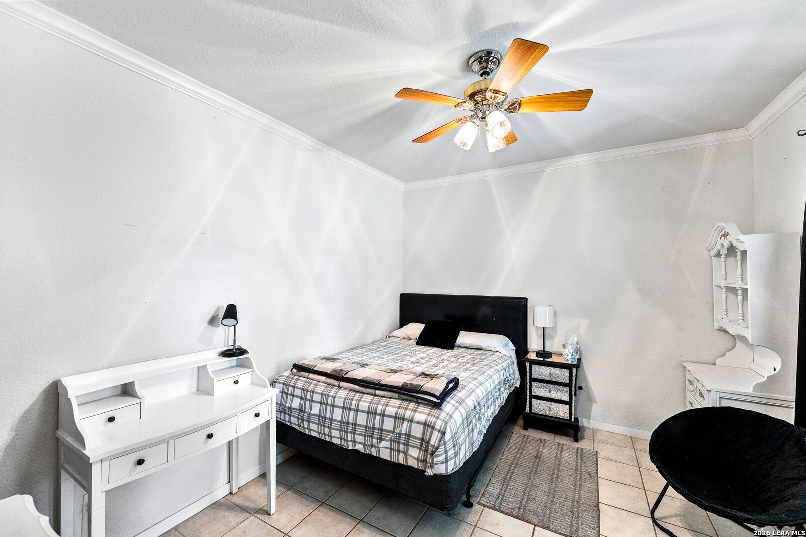 544 JO LYNN LN