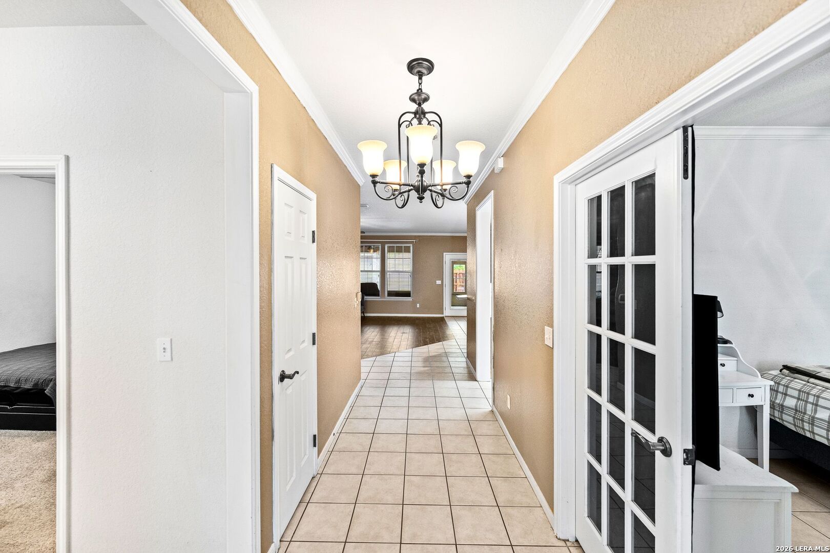 544 JO LYNN LN