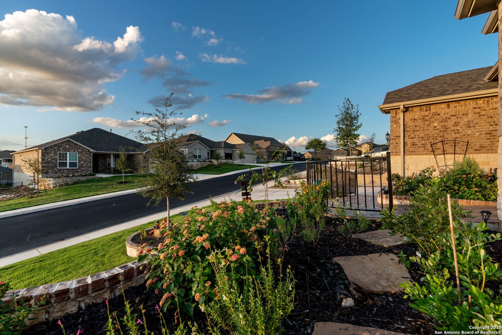 12810 Thornbrooke