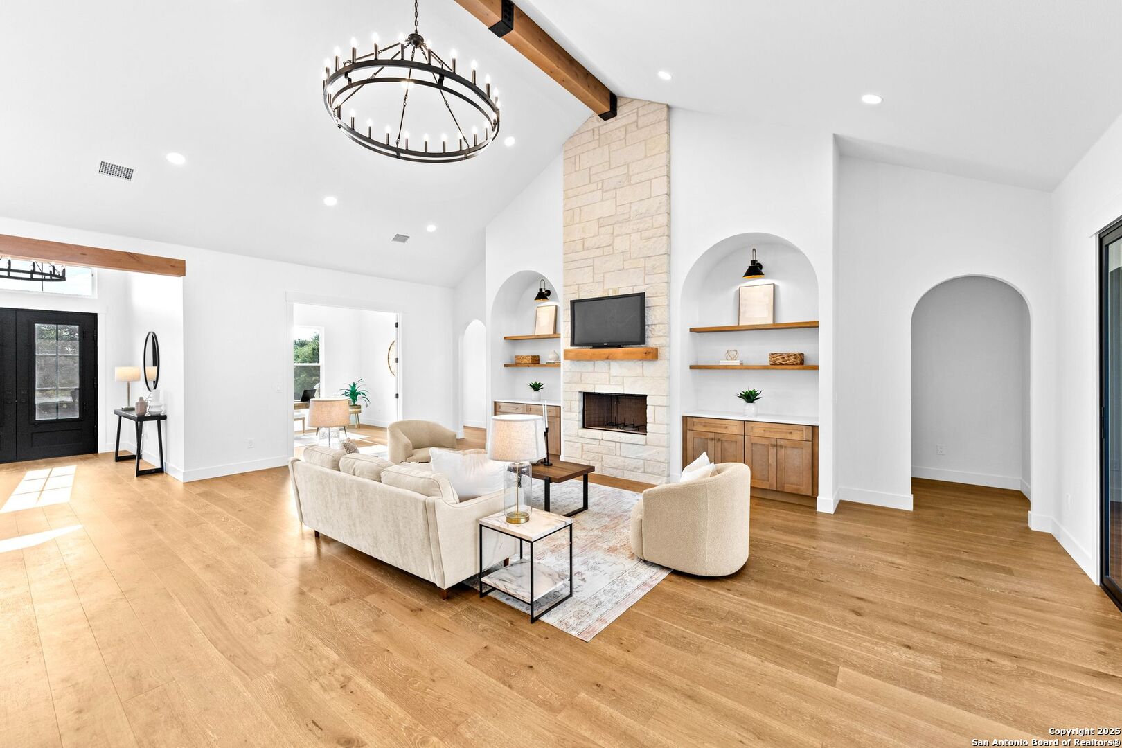 736 Mountain Creek Trail