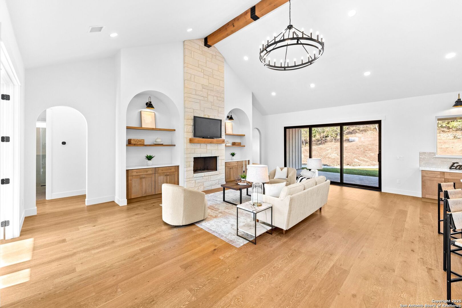 736 Mountain Creek Trail