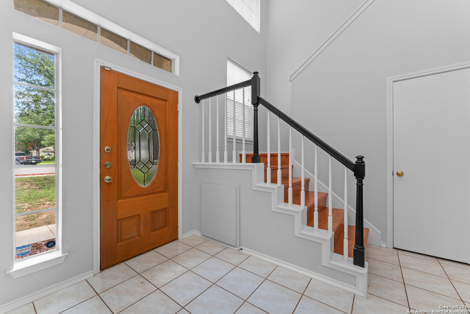 Universal City, Texas 78148, United States, 3 Bedrooms Bedrooms, ,3 BathroomsBathrooms,Residential,Active,223527