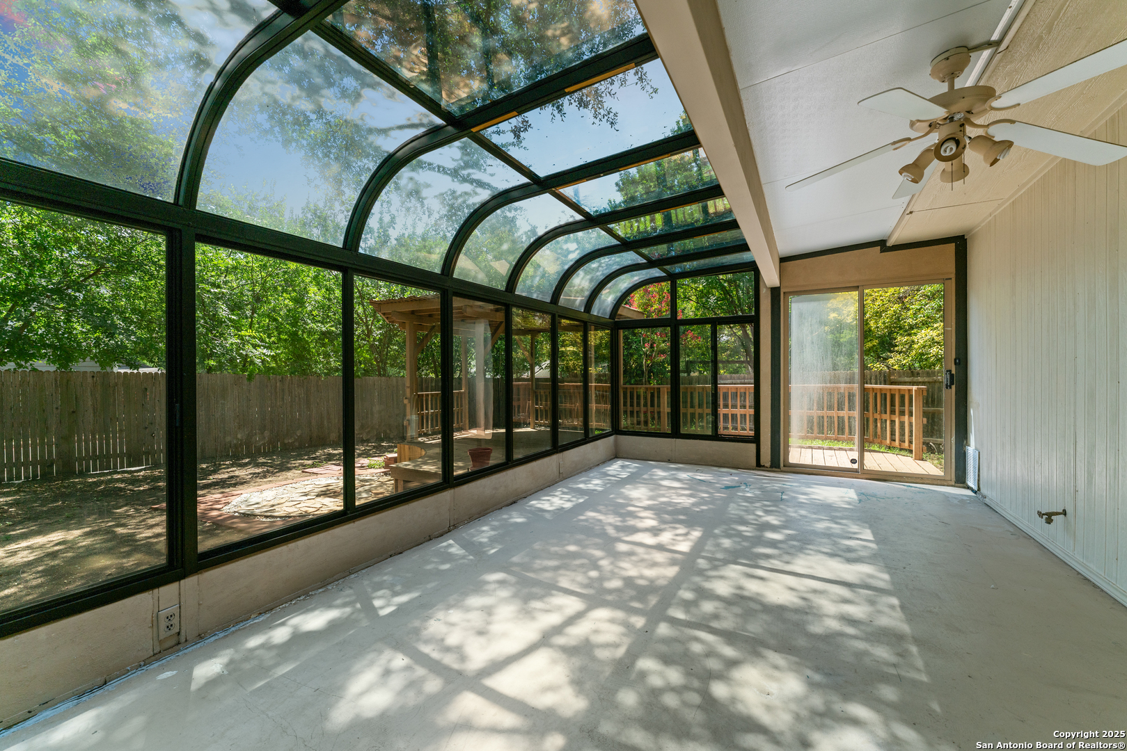 Universal City, Texas 78148, United States, 3 Bedrooms Bedrooms, ,3 BathroomsBathrooms,Residential,Active,223527