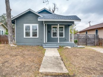 Single Family Residence at 623 Gulf