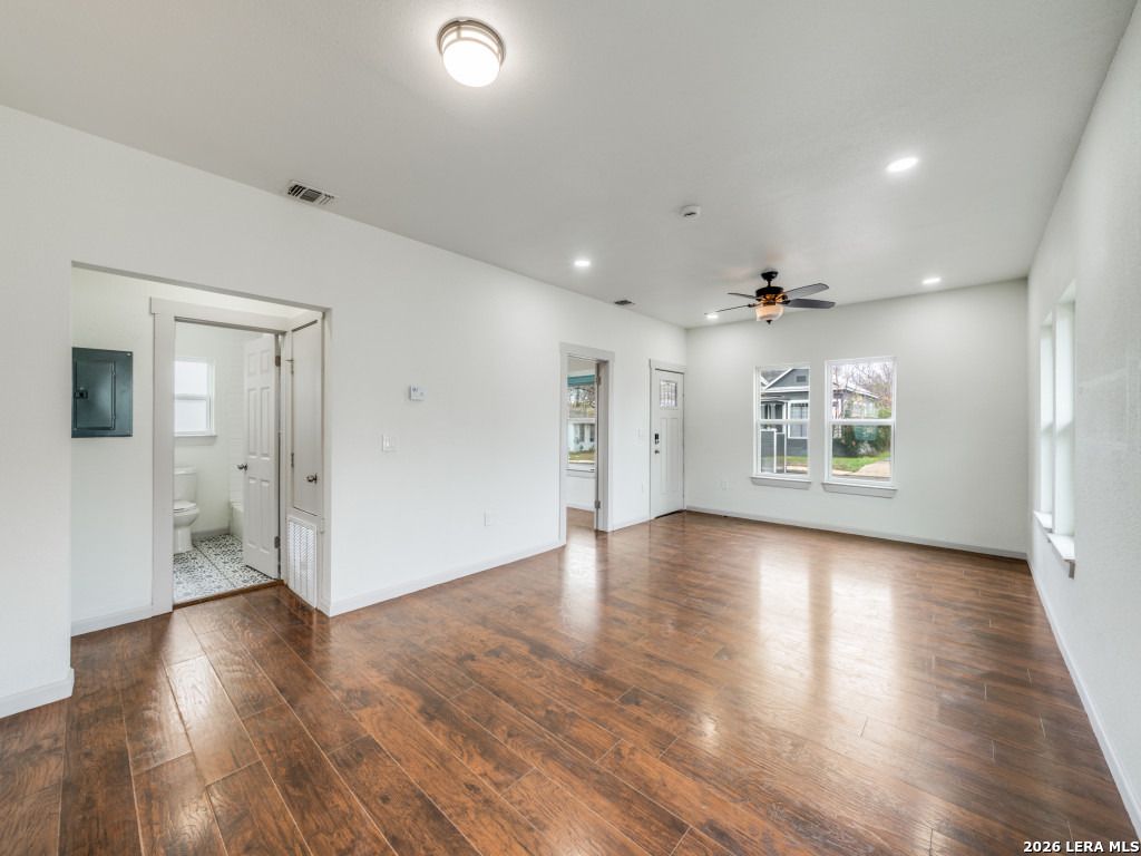 Photo of 623 Gulf, San Antonio, TX 78202 (MLS # 1936297)