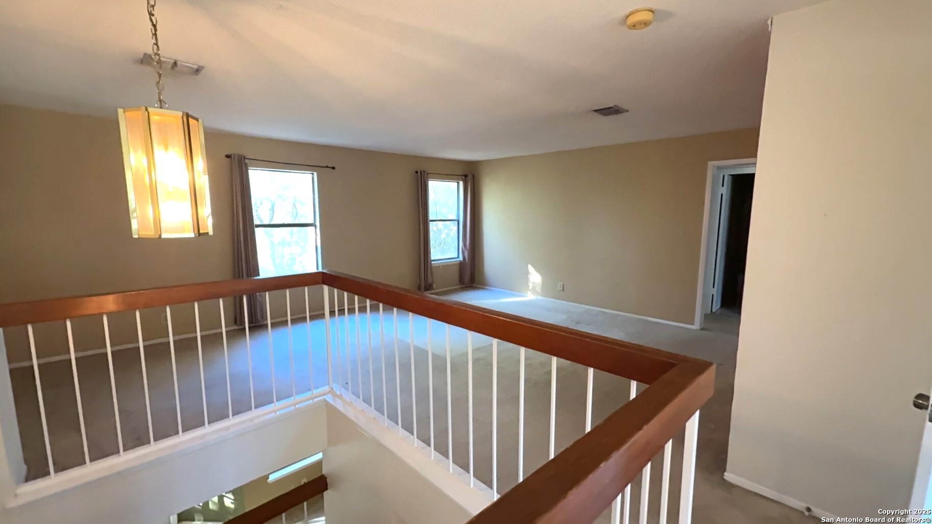 San Antonio, Texas 78249, United States, 4 Bedrooms Bedrooms, ,3 BathroomsBathrooms,Residential,Active,236041