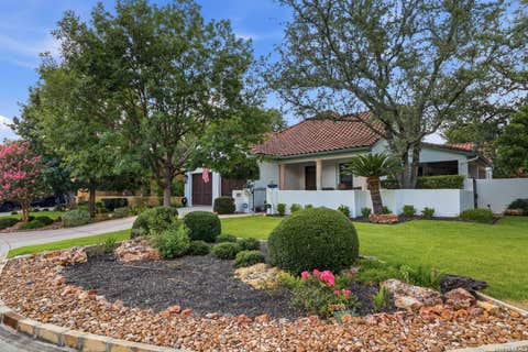 Photo of 4403 CAMERON CT, Shavano Park, TX 78249 (MLS # 1999454)