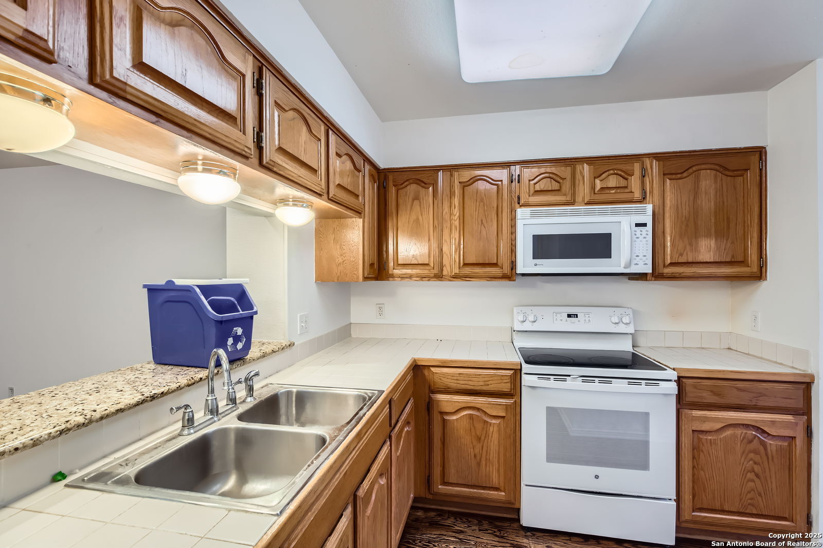 7930 ROANOKE RUN 901