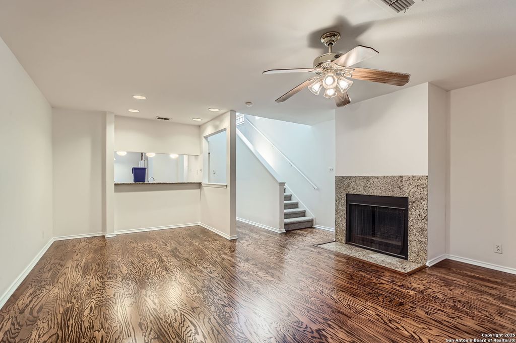 Photo of 7930 ROANOKE RUN 901 #901, San Antonio, TX 78240 (MLS # 1939424)