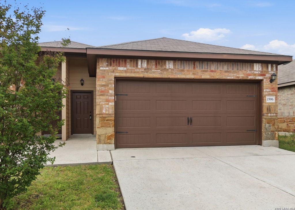 Photo of 2596 PAHMEYER RD, New Braunfels, TX 78130 (MLS # 1955407)