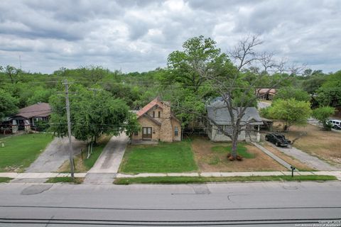 A home in Uvalde