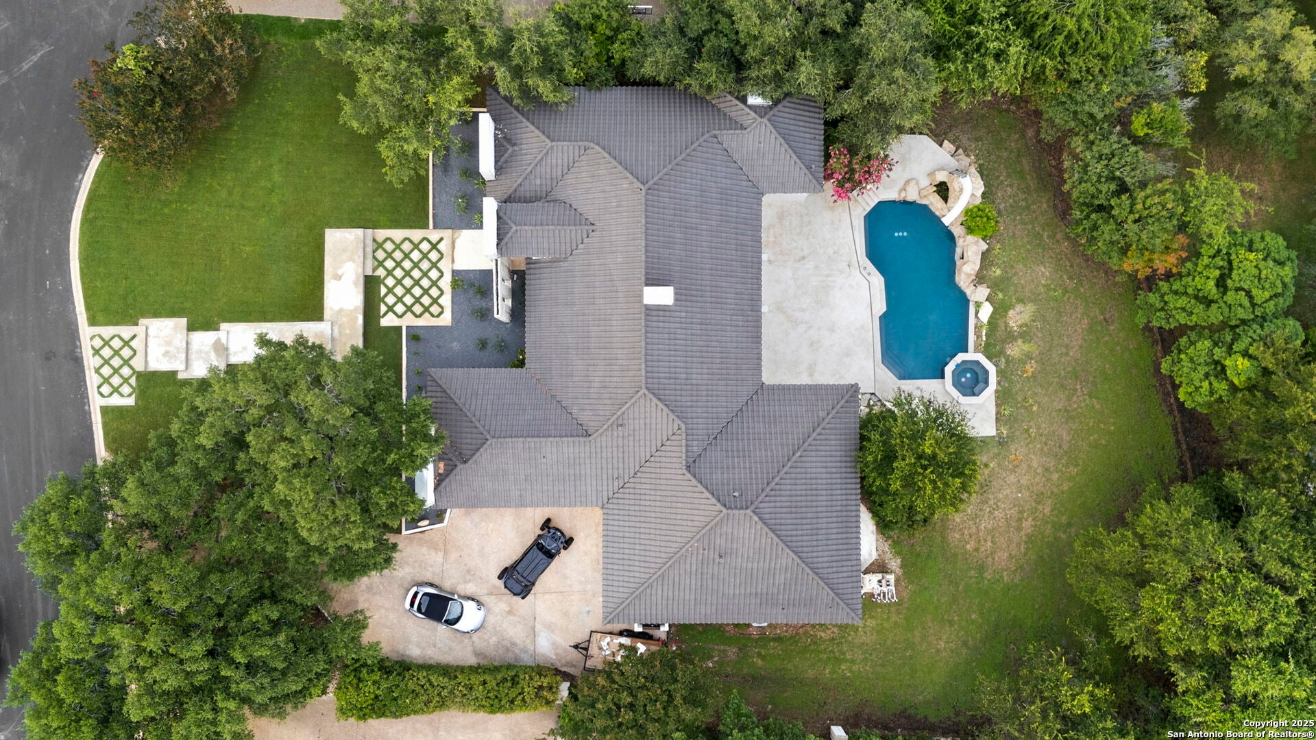 6 Turin Ct