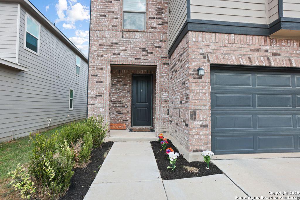 Photo of 11319 October Stead, San Antonio, TX 78254 (MLS # 1915702)