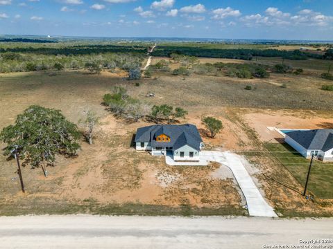 A home in Floresville