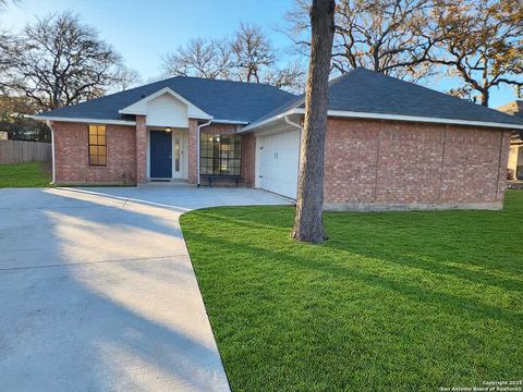 1390 Misty Spring Branch TX 78070