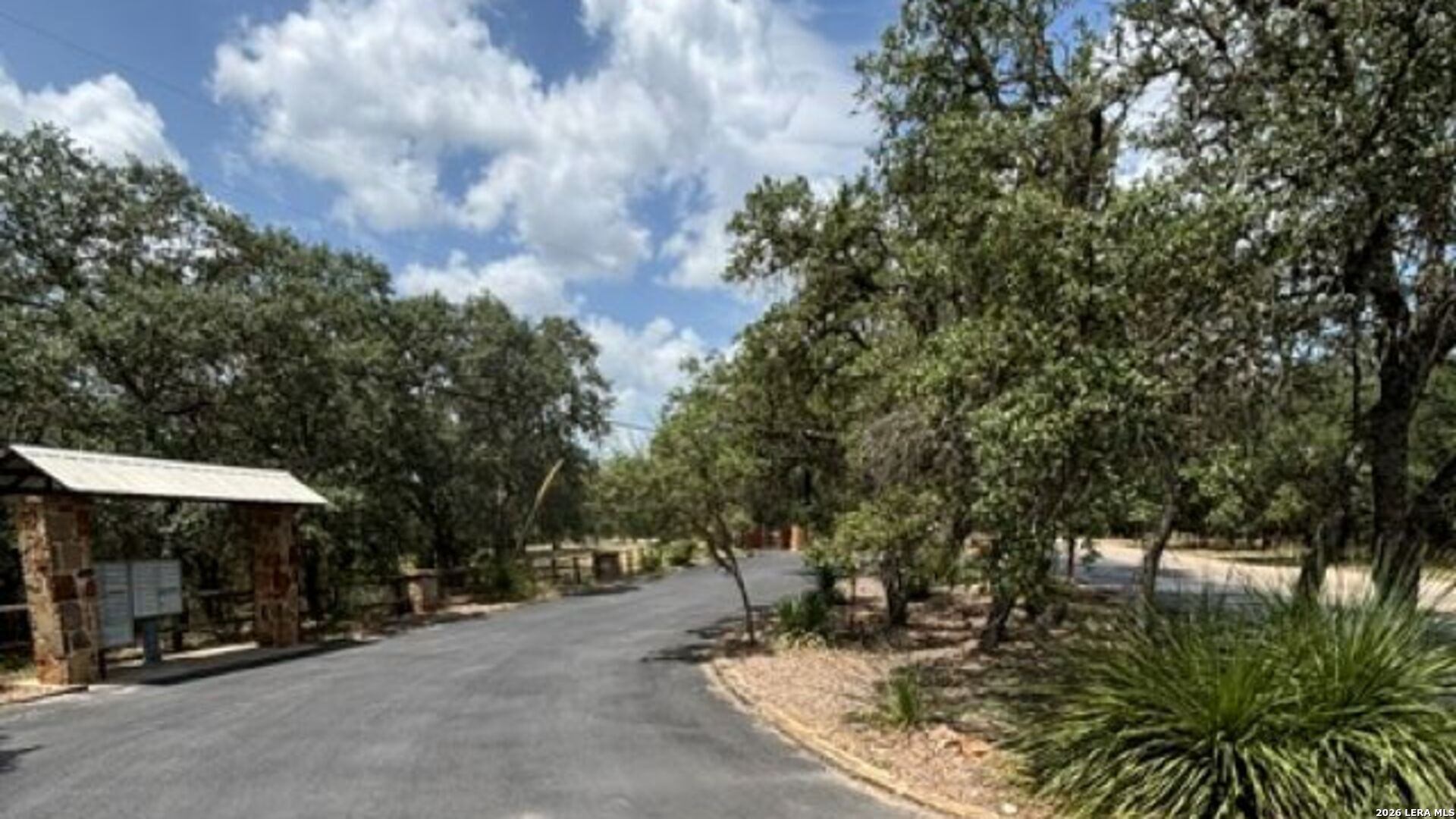 LOT 44 Pr 2535