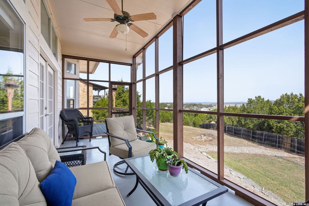 Photo of 1122 Highland Terrace, Canyon Lake, TX 78133 (MLS # 1944671)