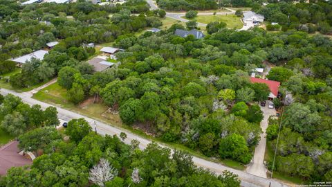 112 River View Dr Boerne TX 78006