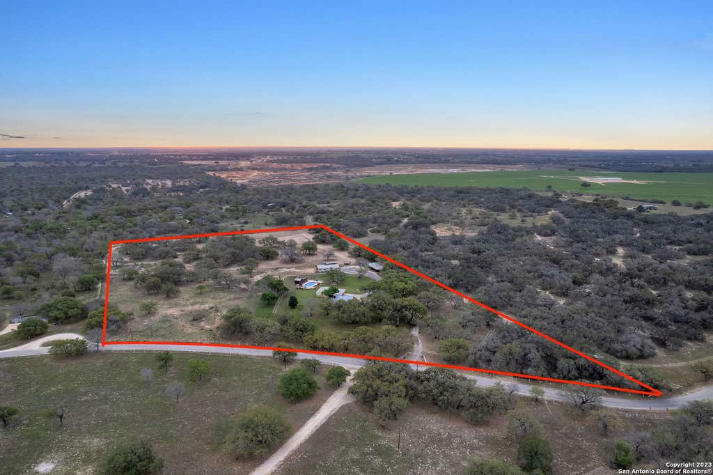 Photo of 2112 Eichman Rd, Poteet, TX 78065 (MLS # 1951104)